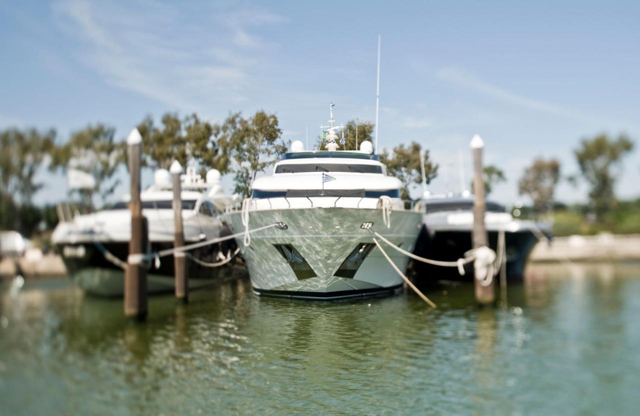 Porto Romano - The Marina Resort Fiumicino Exterior photo