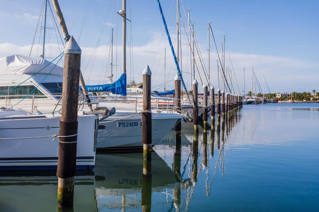 Porto Romano - The Marina Resort Fiumicino Exterior photo